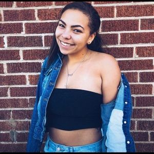 Meet your Posher, Chloe